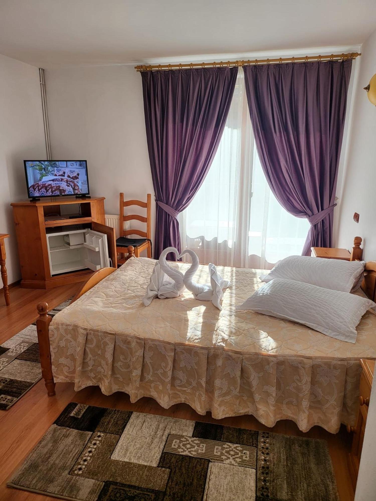 Pensiunea Gianina Arieşeni Exteriör bild